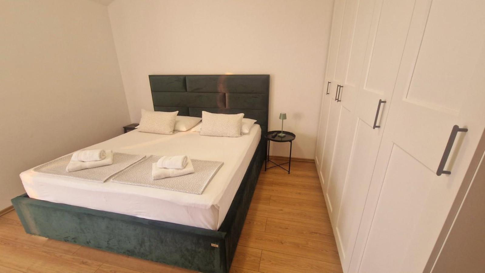Apartment Mara Orasac Exterior photo
